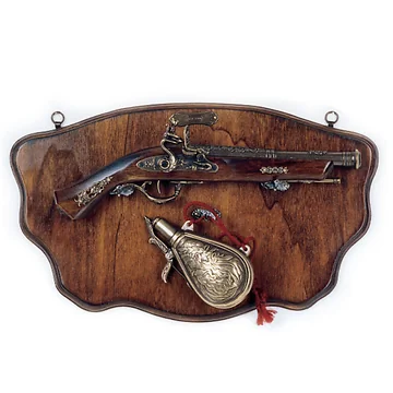 Display Plaque With Pistol & Flask - 17th Century 
